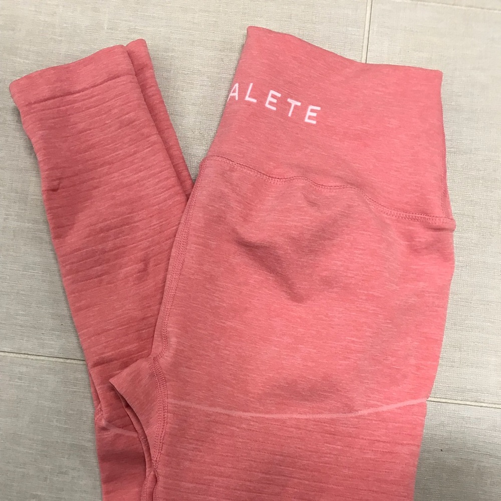 Alphalete leggings RESERVED FOR @Memelu